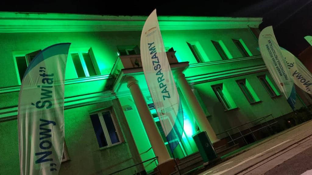 POZ "Nowy Świat" - budynek podświetlony na zielono.